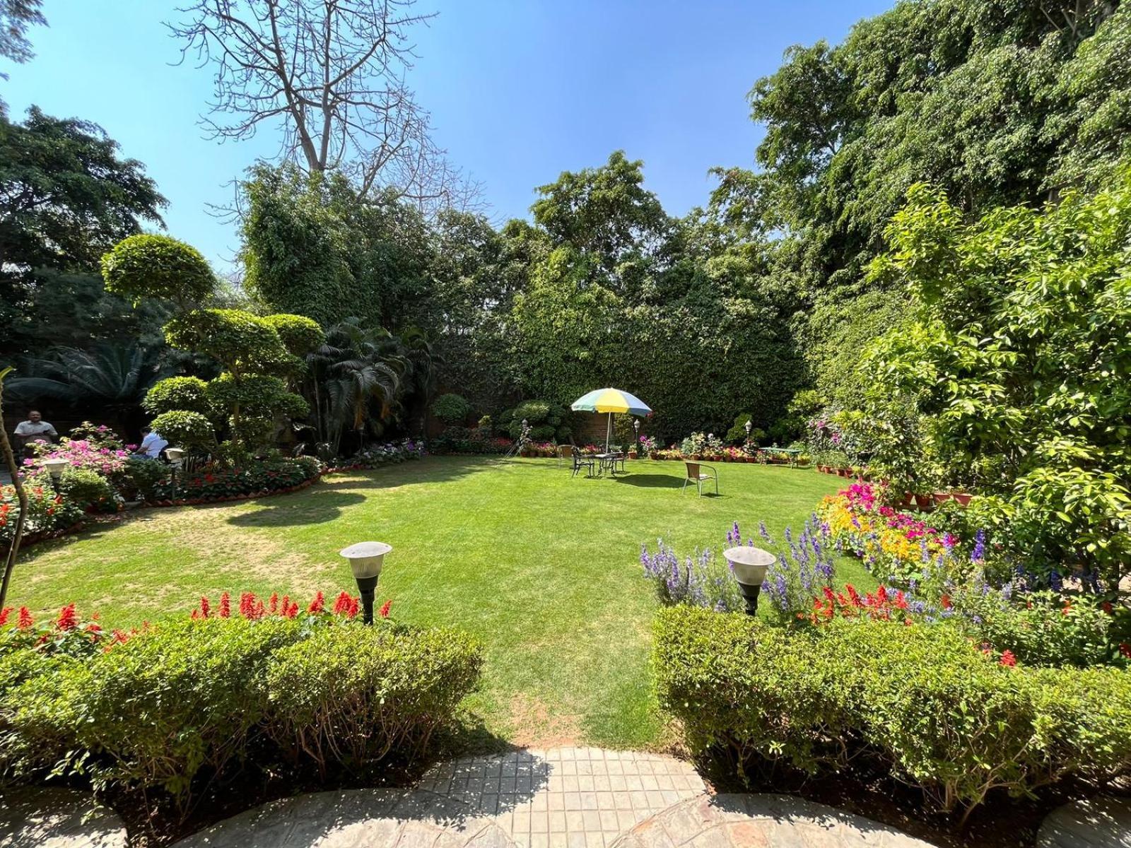 The Estate Villa New Delhi Luaran gambar